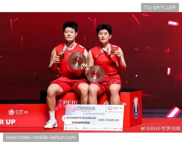 谭宁网前连拍制胜