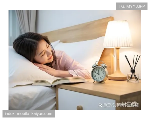 ⏰熬夜不伤身的防猝死攻略：资深体育媒体人总结的世界杯期间科学养生指南，让你看完凌晨的比赛第二天上班依然精神抖 sne。